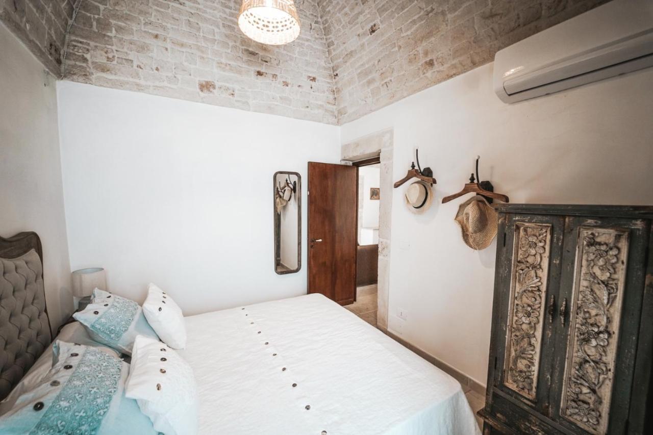 Trullo Malvasia-Trulli Anti Charme & Relax Альберобелло Экстерьер фото