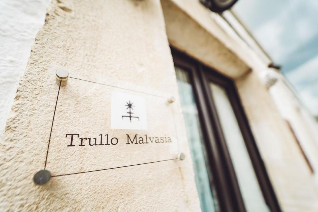 Trullo Malvasia-Trulli Anti Charme & Relax Альберобелло Экстерьер фото
